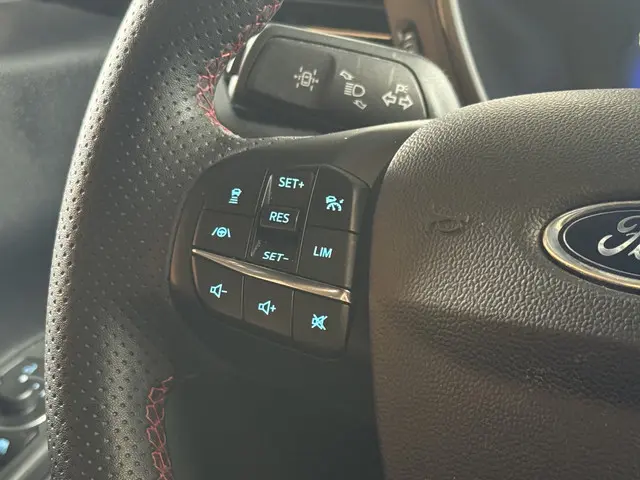 Ford Kuga 2.5 PHEV ST-Line 2022 Hybride Benzine 18