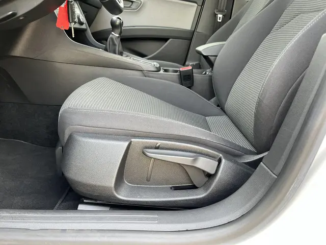 SEAT Leon 1.0 TSI Style Ultimate Edition 2019 Benzine 19
