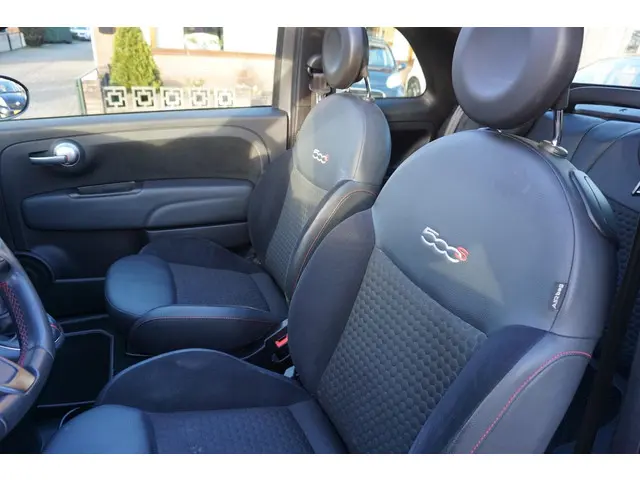 Fiat 500 Cabrio 1.2 Sport 2014 Benzine 11