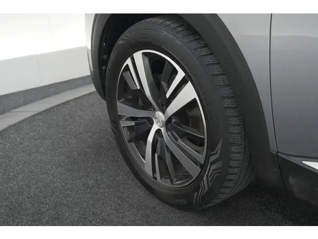 Peugeot 3008 PureTech 130 EAT8 GT Line 2019 Benzine 20