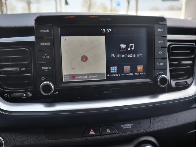 Kia Stonic 1.0 T-GDi ExecutiveLine 2018 Benzine 16