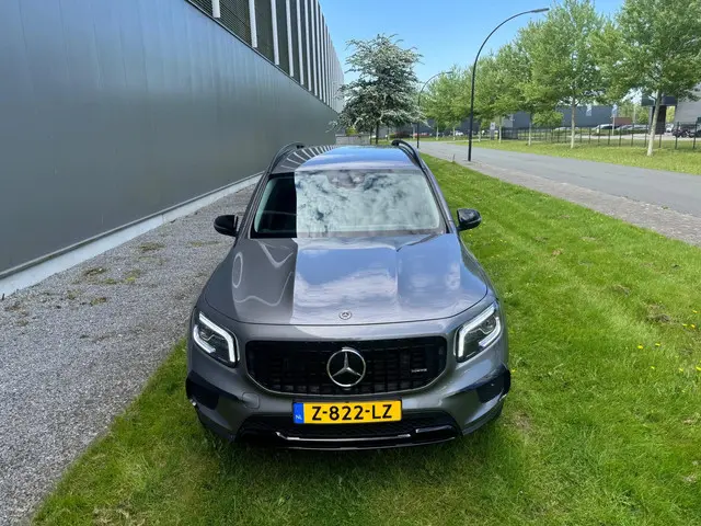 Mercedes-Benz GLB 220 d Premium Plus 2020 Diesel 4
