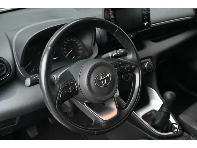 Toyota Yaris 1.0 VVT-i Comfort 2022 Benzine 10