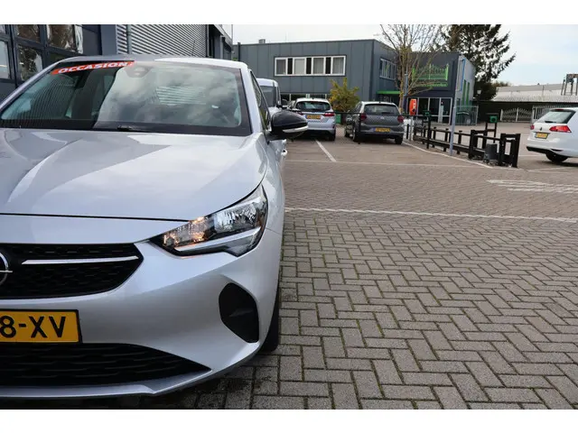 Opel Corsa 1.2 Edition 2022 Benzine 4