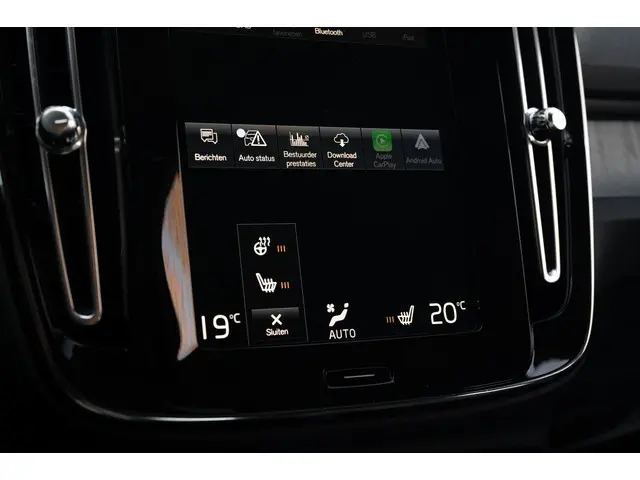 Volvo XC40 2.0 B4 Inscription 2021 Benzine 16