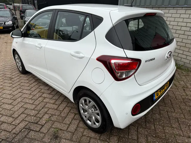 Hyundai i10 1.0i Comfort 2019 Benzine 4