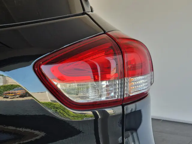 Renault Clio Estate 0.9 TCe Limited 2018 Benzine 24