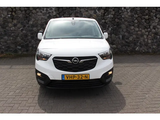 Opel Combo 1.5D 102PK euro6 L1H1 Edition 2020 Diesel 16