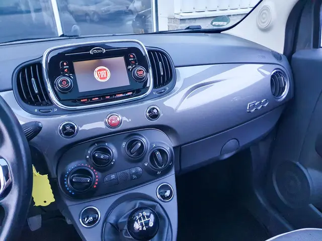 Fiat 500 1.2 Lounge 2017 Benzine 13