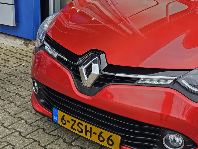 Renault Clio 0.9 TCe Dynamique 2015 Benzine 22