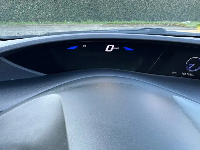 Honda Civic 1.8 Sport 2013 Benzine 8