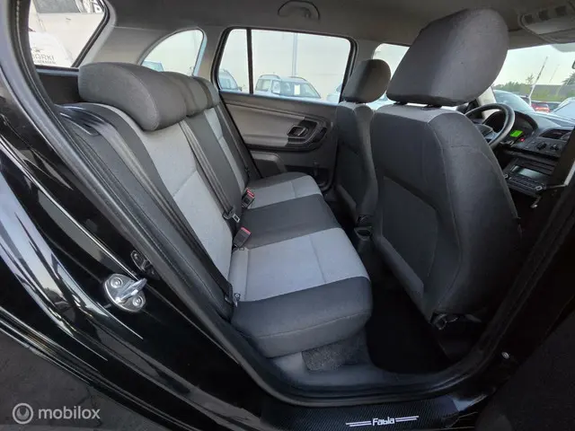 Škoda Fabia Combi 1.2 Go AC ZEER MOOI 2014 Benzine 14