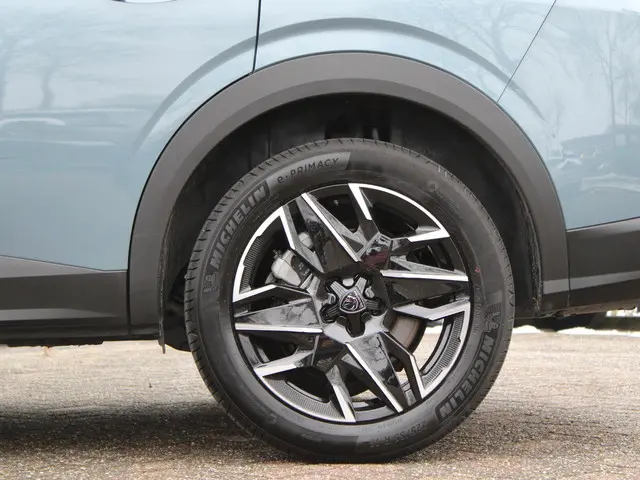 Peugeot 5008 1.2 Hybrid 136 GT 2024 Hybride Benzine 25