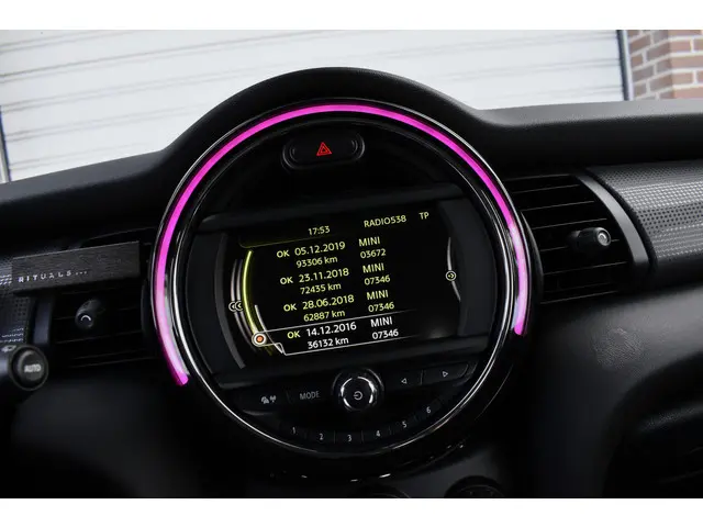 MINI Cooper Mini 1.5 Chili Business 2015 Benzine 12