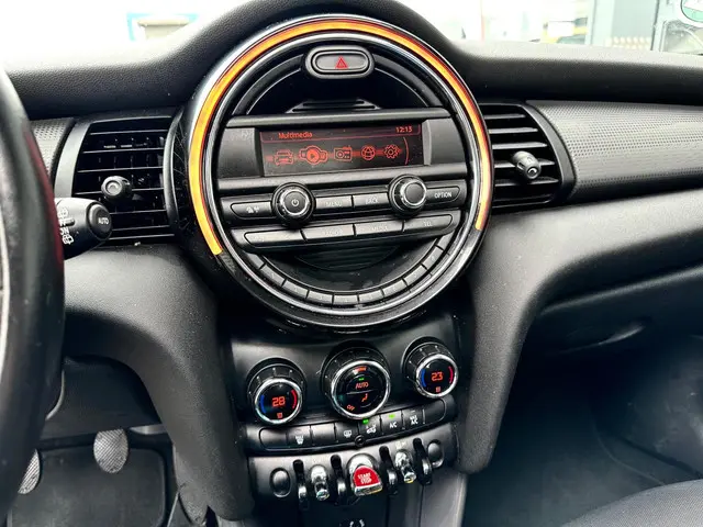 MINI Cooper Mini 1.5 Pepper | Pano | Airco | NAP 2016 Benzine 7