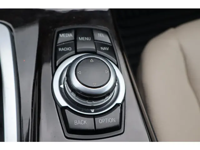 BMW 5 Serie 520d 2013 Diesel 33