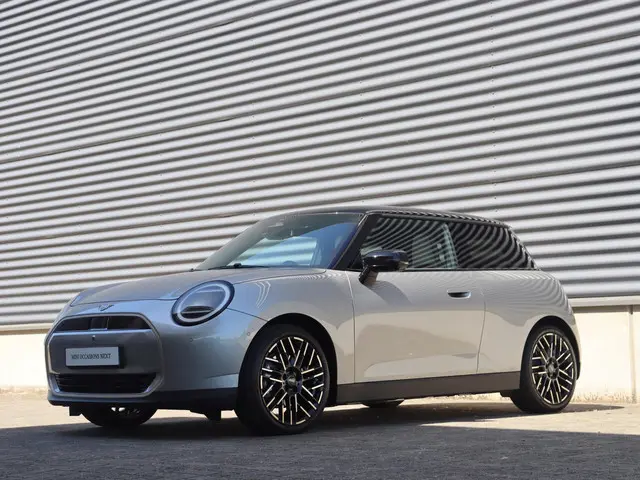 MINI 3-Deurs E 2025 Elektrisch 28
