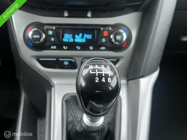 Ford Focus Wagon 1.0 EcoBoost Trend 2012 Benzine 10