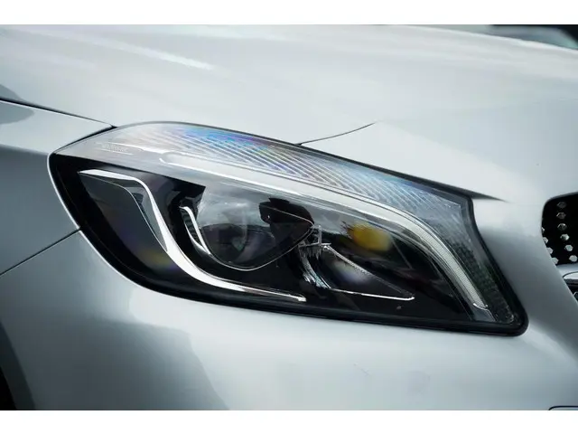 Mercedes-Benz A-Klasse 180 Ambition 2016 Benzine 10