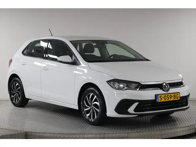 Volkswagen Polo 1.0 TSI Life 2023 Benzine 30
