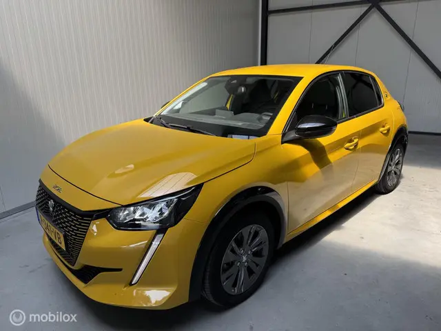 Peugeot e-208 EV 50 kWh Automaat 2022 Elektrisch 1