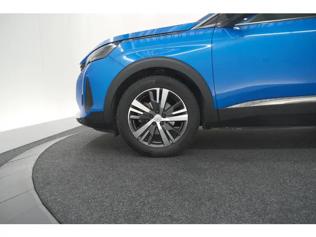 Peugeot 3008 PureTech 130 EAT8 Allure 2022 Benzine 19