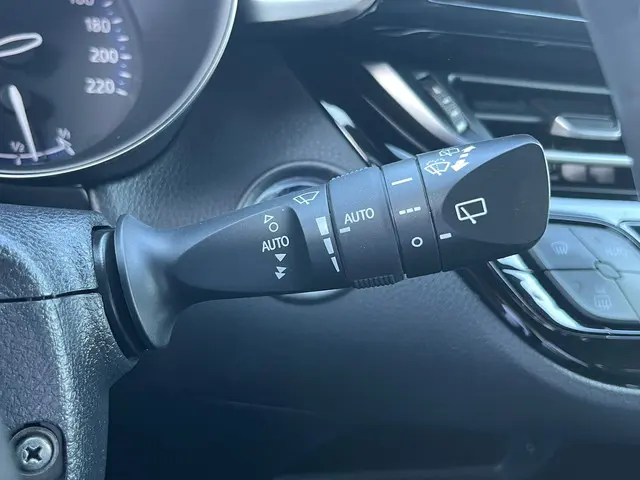 Toyota C-HR 1.8 Hybrid Dynamic 2019 Hybride Benzine 15