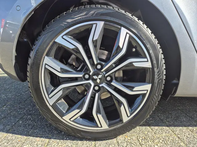 Mitsubishi Colt 1.6 HEV Instyle 2024 Hybride Benzine 28