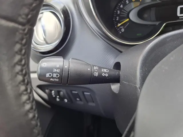 Renault Captur TCe 90 Dynamique 2014 Benzine 16