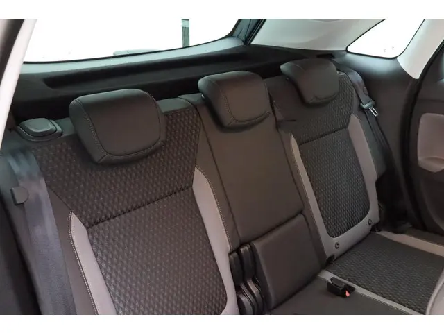 Opel Crossland X 1.2 Turbo Innovation 2018 Benzine 15