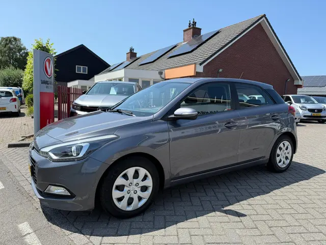 Hyundai i20 1.0 T-GDI Comfort RIJKLAARPRIJS! 2018 Benzine 4