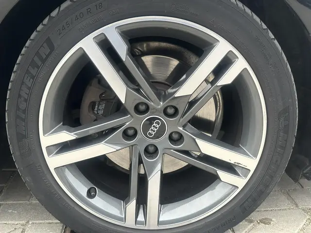 Audi A4 Avant 35 TFSI S Line / Panorama dak 2021 Benzine 9