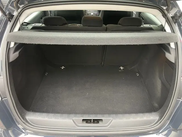 Peugeot 308 1.2 VTi Blue Lease 2014 Benzine 18