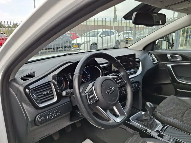 Kia XCeed 1.0 T-GDi DynamicLine 2020 Benzine 28