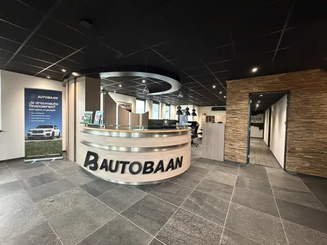 Peugeot 2008 1.2 PureTech Allure 2018 Benzine 33