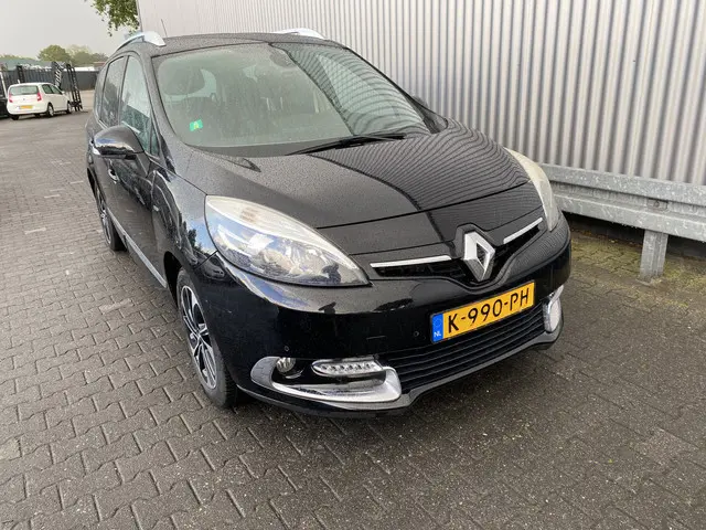 Renault Grand Scénic 1.2 TCe Bose 2015 Benzine 14