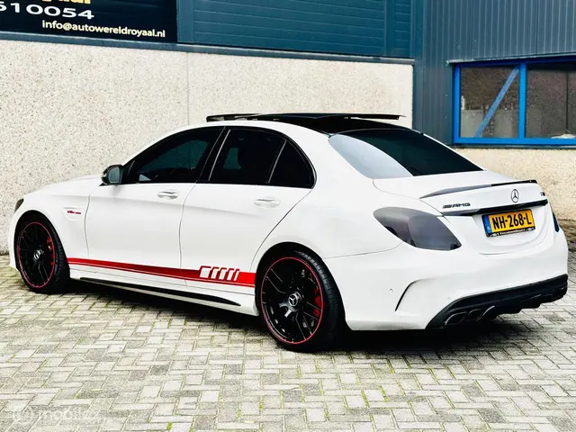 Mercedes-Benz C-Klasse AMG 63 S Edition 1 2015 Benzine 8