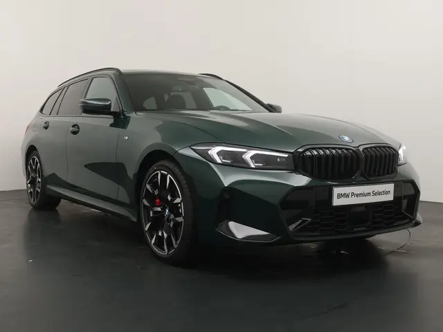 BMW 3 Serie Touring 330e 2025 Hybride Benzine 7