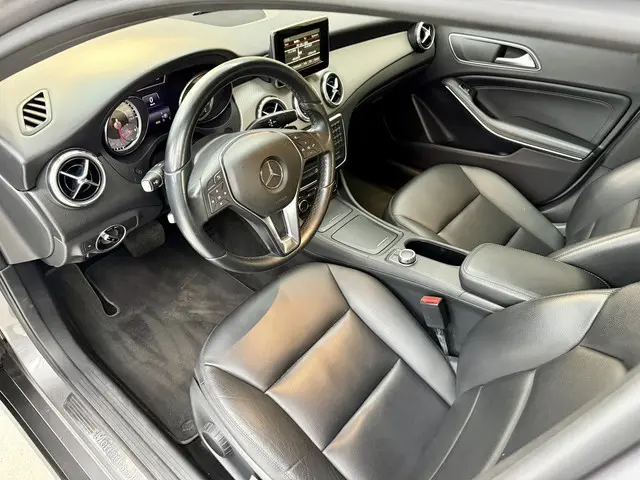 Mercedes-Benz GLA 200 Ambition, 157Pk, 2014, 2014 Benzine 6