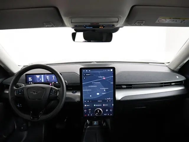 Ford Mustang Mach-E 3