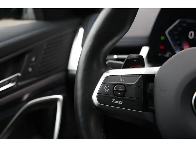 BMW X1 sDrive20i 170pk M-Sport Black Ed. 2023 Benzine 41