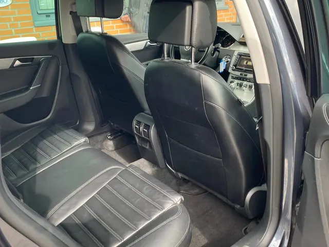 Volkswagen Passat Variant 2.0 TSI Highline 2012 Benzine 22