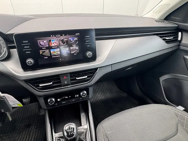 Škoda Scala 1.0 TSI * Cruise * PDC * Trekhaak * 2020 Benzine 37