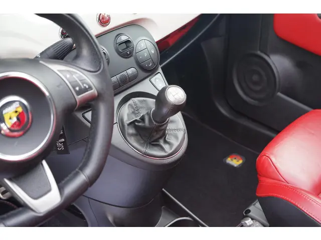 Abarth 500C 1.4 T-Jet Estetico 2012 Benzine 14