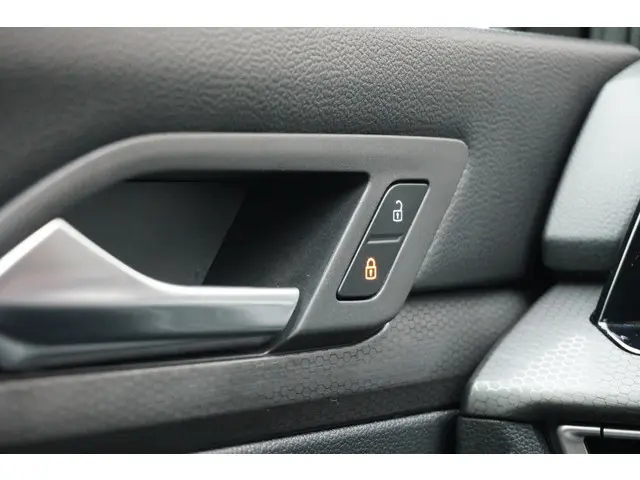 Volkswagen Golf 2.0 TSI GTI Clubsport 2021 Benzine 31