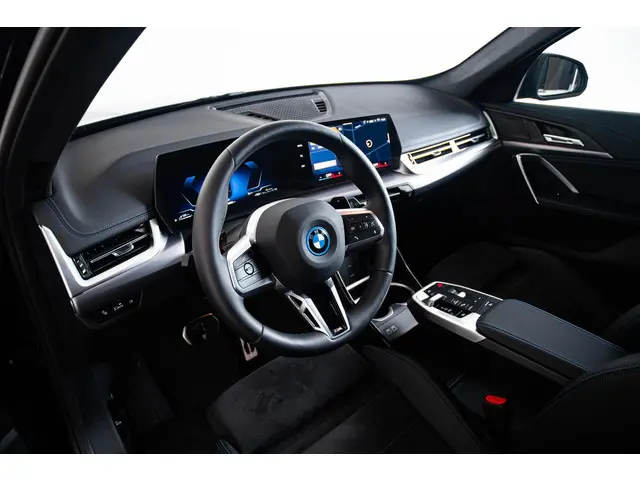 BMW X1 xDrive30e 2024 Hybride Benzine 27