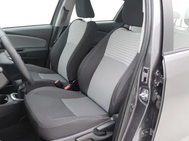 Toyota Yaris 1.0 VVT-i Connect Camera 2020 Benzine 12