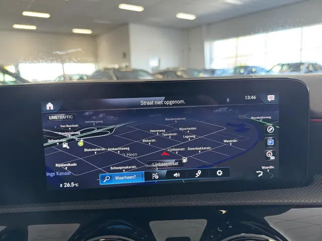 Mercedes-Benz A-Klasse 200 AMG Line 2022 Benzine 20