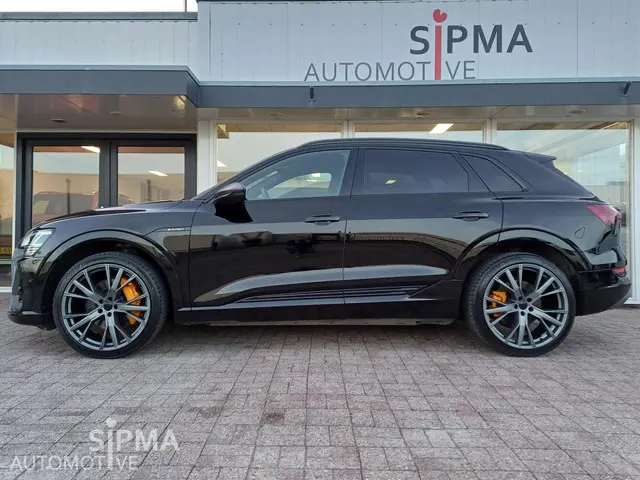 Audi e-tron Quattro S-Line/71kWh/56dkm/50 2021 Elektrisch 18