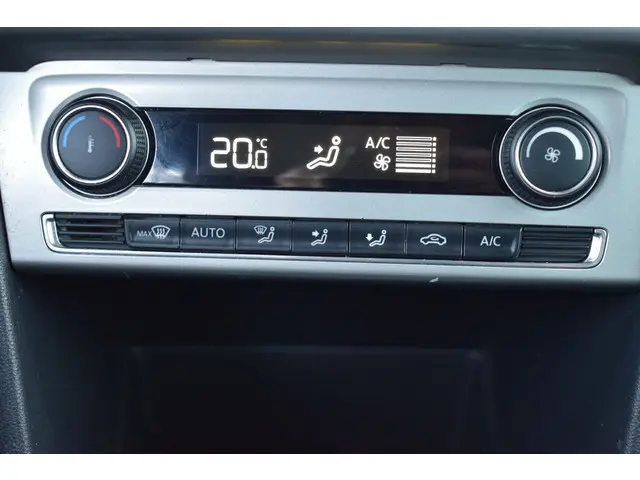 Volkswagen Polo 1.2 TSi Cross 2014 Benzine 9